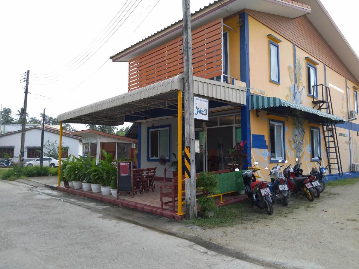 Phatra Hostel Thongsala Exterior photo